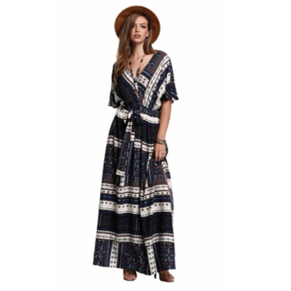 Dresses & Skirts - 🌱Boho Print Maxi Dress
